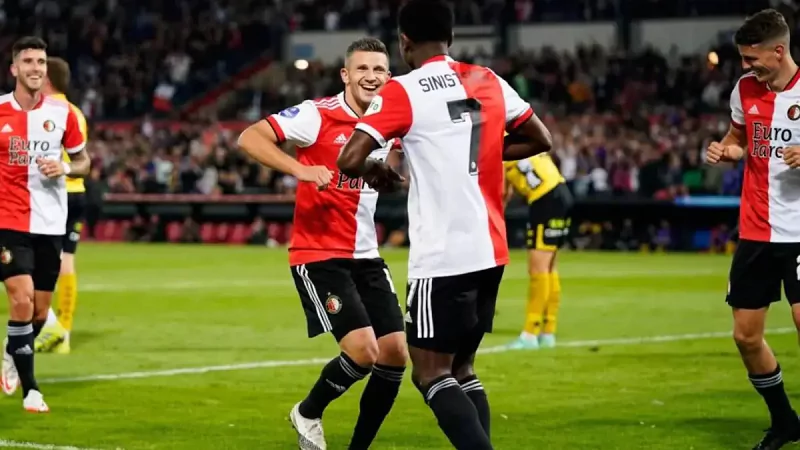 Soi Kèo Fenerbahce Vs Feyenoord - VL Champions League - 13/08/2025 Phong độ của Fenerbahce vs Feyenoord đang khác biệt nhau